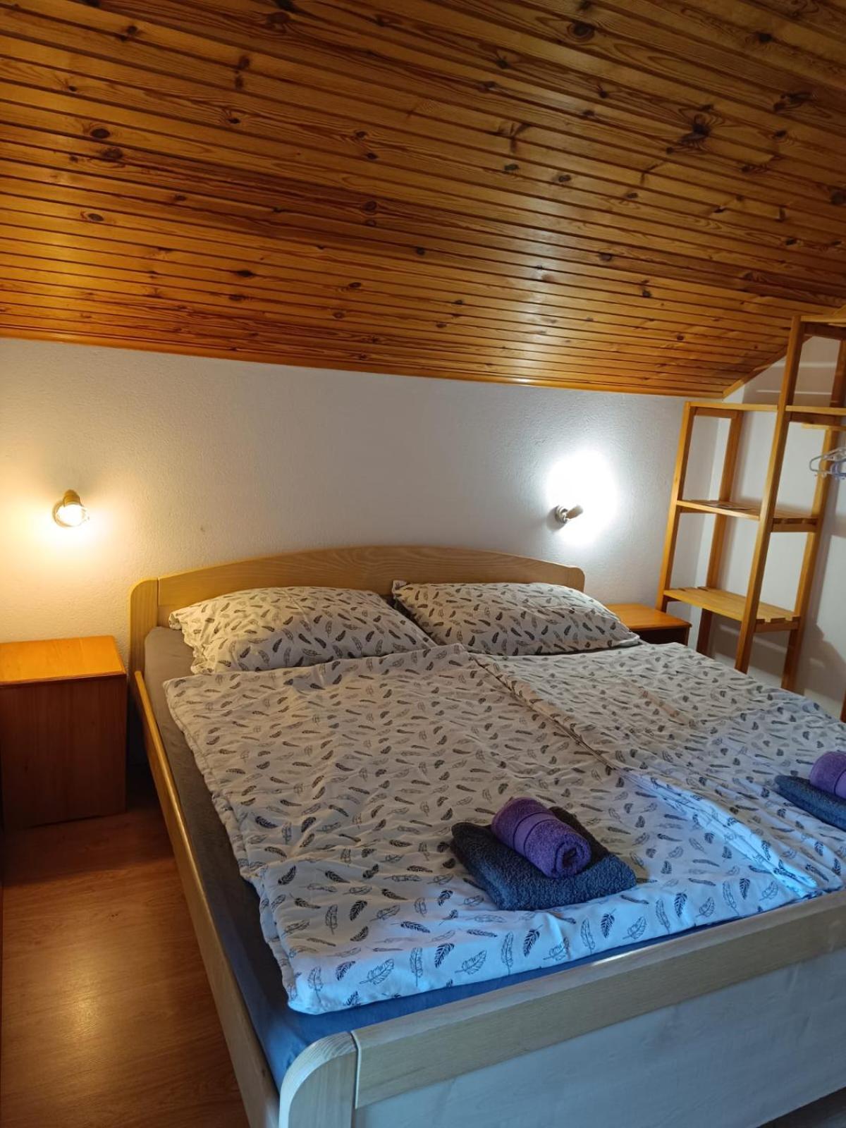 Guesthouse Mirko Hodak Selište Drežničko Exterior foto